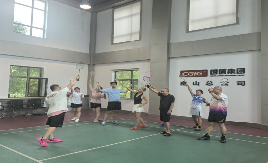 2.瓦力游戏南山羽毛球社群组织基础讲授活动_副本.jpg